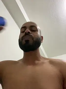 islandvybee55 online show from March 2025 12:59:01 AM