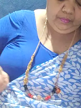 Snapshot of tamilthanushri chatting on April 2026 07:20:01 AM tamilthanushri online show from April 2026 07:20:01 AM