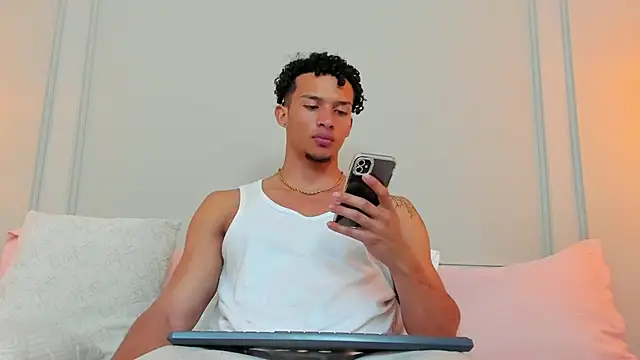 Dominick star online show from January 2025 03:13:01 AM