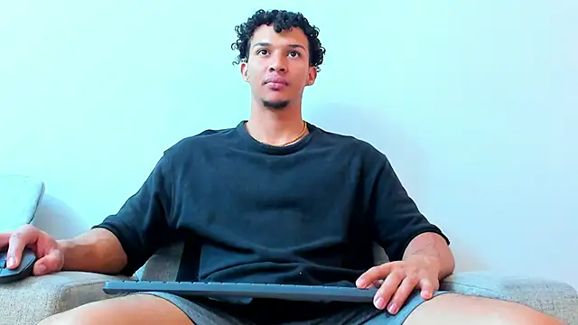 Dominick star online show from January 2025 05:05:01 AM