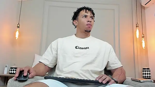 Dominick star online show from February 2025 04:21:01 AM