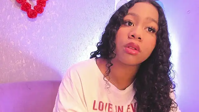 Sofi Fox  online show from February 2026 08:14:02 PM