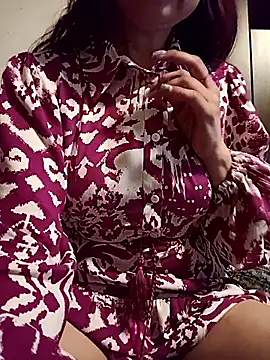 KITTEN-10 online show from January 2026 04:15:01 AM