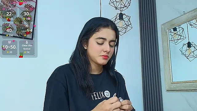 natalia aguirre1 online show from September 2025 12:27:02 PM