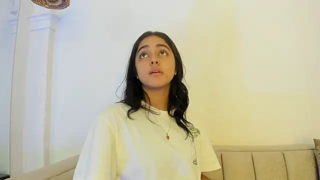 natalia aguirre1 online show from October 2025 12:27:01 PM