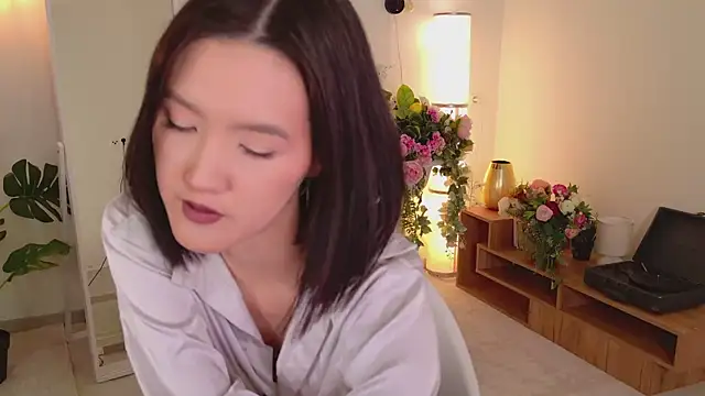 Snapshot of CarrieAmber chatting on February 2026 02:29:01 PM CarrieAmber online show from February 2026 02:29:01 PM