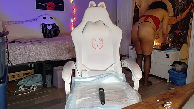 loveluna8 online show from February 2025 09:20:02 PM