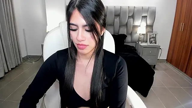 Snapshot of sarita_evanss chatting on December 2024 07:06:02 AM sarita evanss online show from December 2024 07:06:02 AM