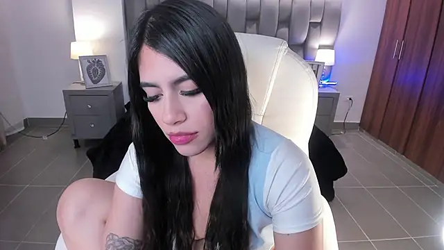 Snapshot of sarita_evanss chatting on January 2025 09:29:01 AM sarita evanss online show from January 2025 09:29:01 AM