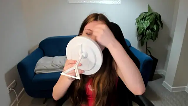 Snapshot of Sandra__Cute chatting on February 2025 08:33:02 AM Sandra Cute online show from February 2025 08:33:02 AM