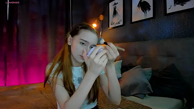 Lesi Moonie01 online show from October 2025 07:49:02 AM