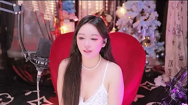 Missy Nana21 online show from October 2025 03:54:01 PM