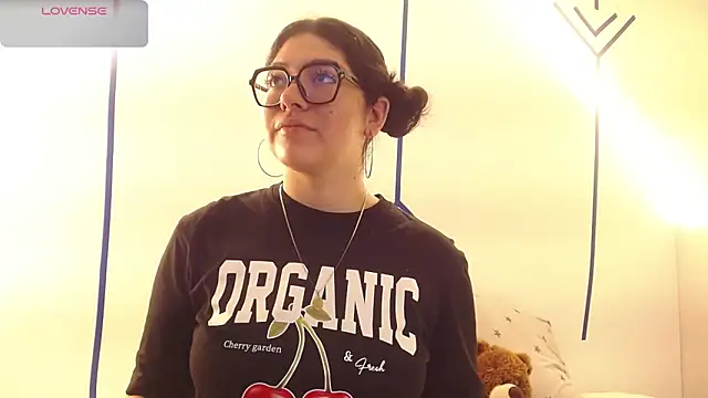 EsmeraldaSantoss online show from December 2024 12:45:01 PM