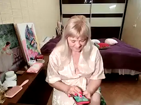 Lia Laguna77 online show from September 2025 05:28:01 PM