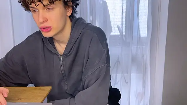 alyx garden online show from March 2026 08:17:01 AM