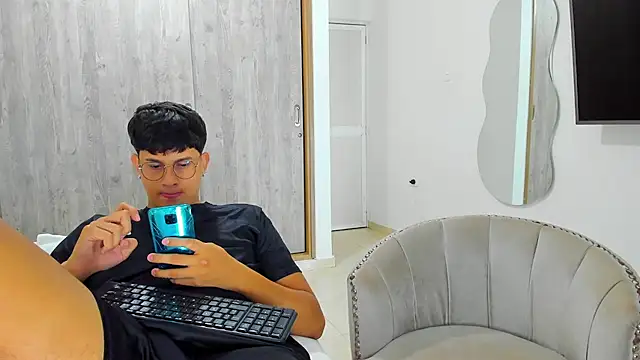 kittyandrick online show from December 2024 07:17:02 AM