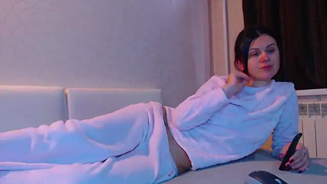 LeggyLover90 online show from December 2025 10:53:01 AM