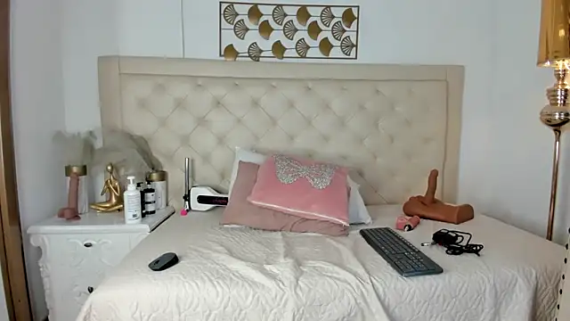  chloe adams online show from February 2025 11:39:02 AM