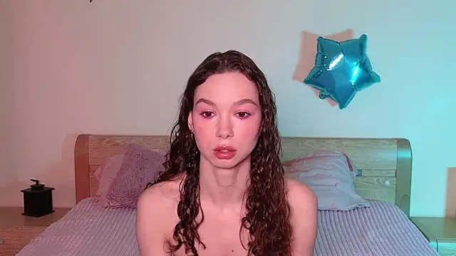 Snapshot of katycrown chatting on December 2024 10:19:02 AM katycrown online show from December 2024 10:19:02 AM