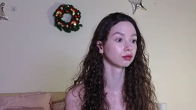 Snapshot of katycrown chatting on January 2025 02:08:01 PM katycrown online show from January 2025 02:08:01 PM