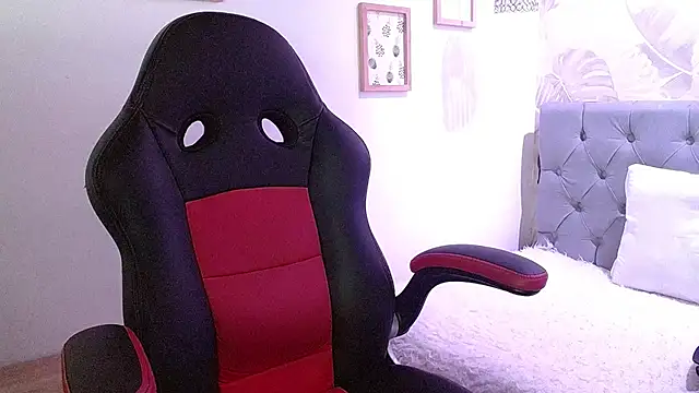 violletha online show from February 2025 12:22:02 PM