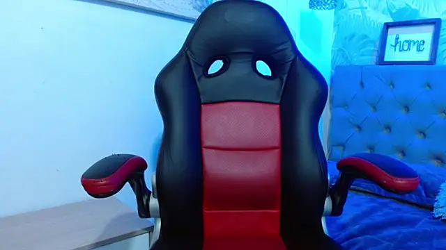 violletha online show from October 2025 12:39:01 PM