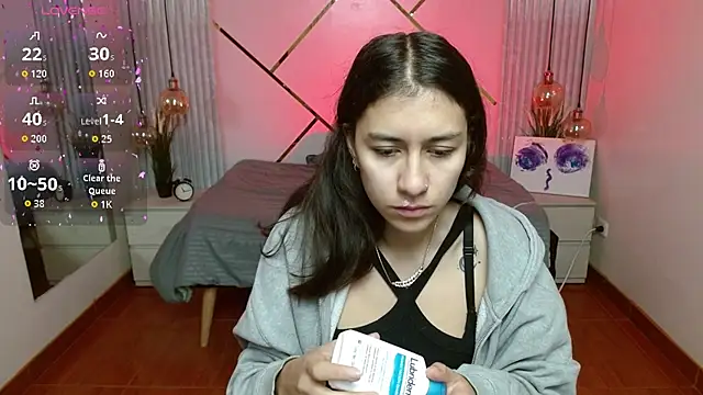 Lita Rogers online show from April 2026 01:04:01 PM