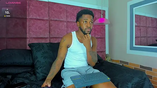 Drake Nassir4 online show from January 2025 09:57:02 PM