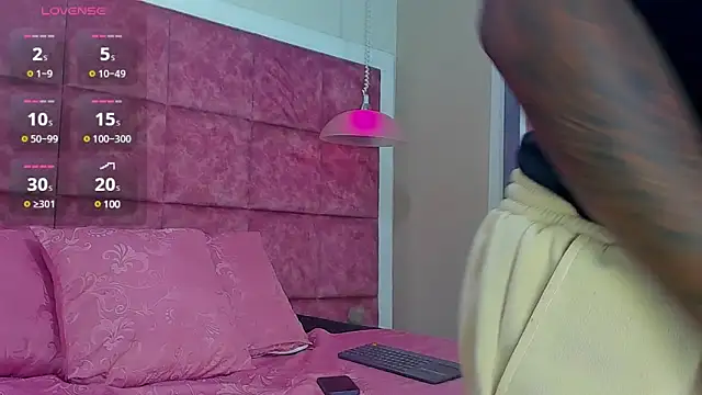 Drake Nassir4 online show from January 2025 02:35:01 PM