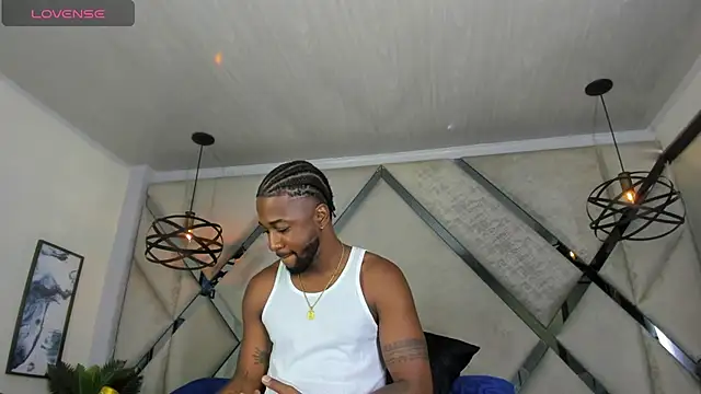 Drake Nassir4 online show from January 2025 03:26:02 PM