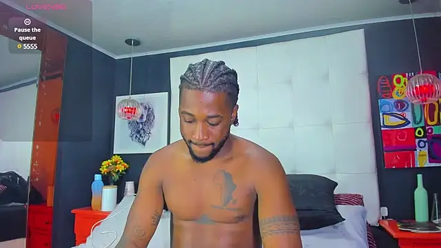 Drake Nassir4 online show from February 2025 07:59:02 PM