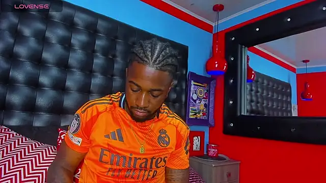 Drake Nassir4 online show from February 2025 04:50:02 PM