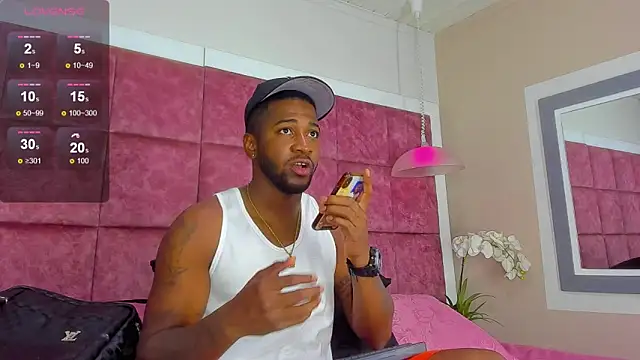 Drake Nassir4 online show from March 2025 08:59:01 PM