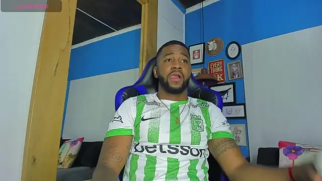 Drake Nassir4 online show from September 2025 02:16:01 PM