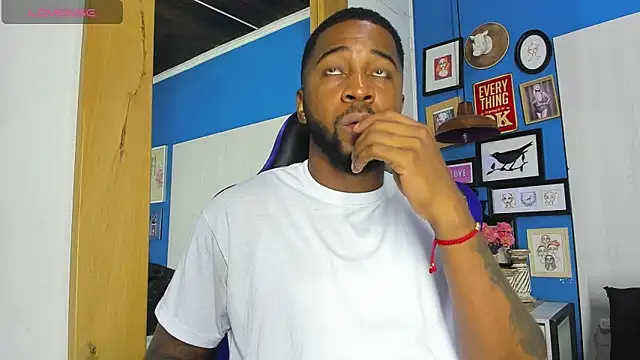 Drake Nassir4 online show from September 2025 09:19:01 PM