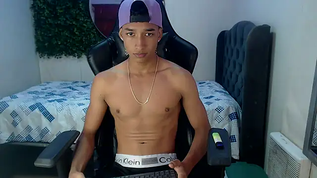 jose sexycumm online show from January 2025 10:11:02 PM