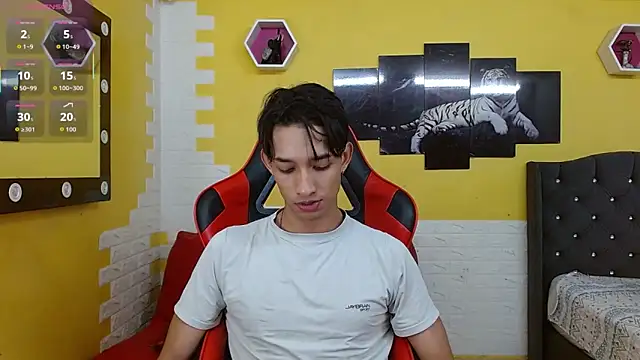 jose sexycumm online show from December 2025 08:37:02 PM