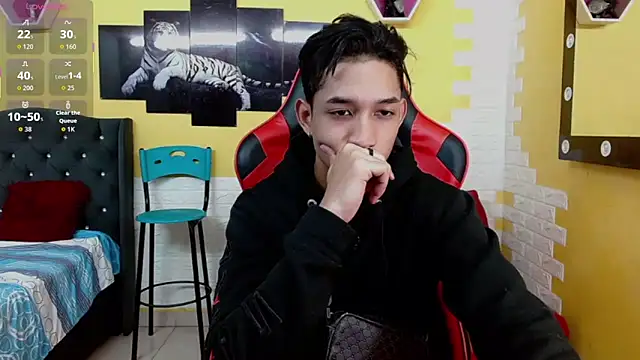 jose sexycumm online show from December 2025 07:18:01 PM