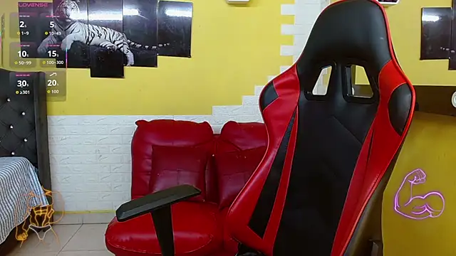 jose sexycumm online show from December 2025 04:47:01 PM