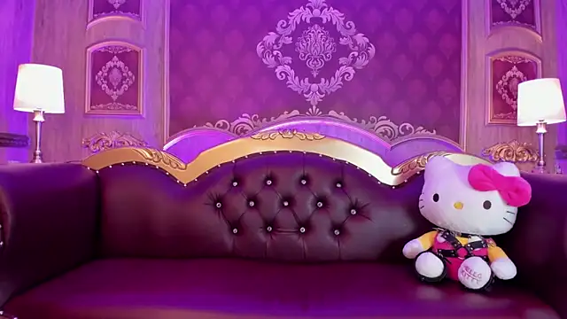 ElectraRaptiis online show from February 2025 11:01:02 PM