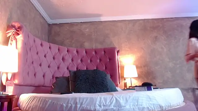 GabyPetit online show from March 2025 09:08:02 PM