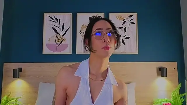 GabyPetit online show from October 2025 03:37:02 AM