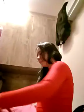 doggiepossession online show from February 2025 01:53:02 PM