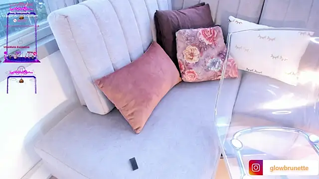 Megan Lim online show from March 2025 01:07:01 PM