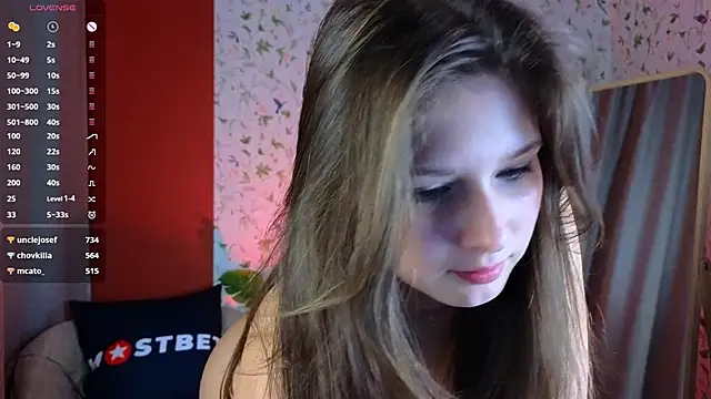 Snapshot of _Katie_Dierse chatting on December 2024 07:35:01 PM Katie Dierse online show from December 2024 07:35:01 PM