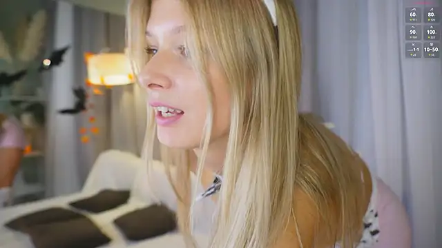 Snapshot of _Katie_Dierse chatting on October 2025 01:37:01 PM Katie Dierse online show from October 2025 01:37:01 PM