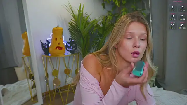 Snapshot of _Katie_Dierse chatting on October 2025 02:18:01 PM Katie Dierse online show from October 2025 02:18:01 PM