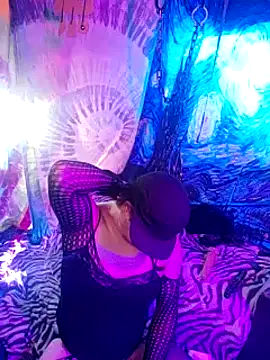 Boo-boo kittyfux online show from December 2024 01:49:02 PM