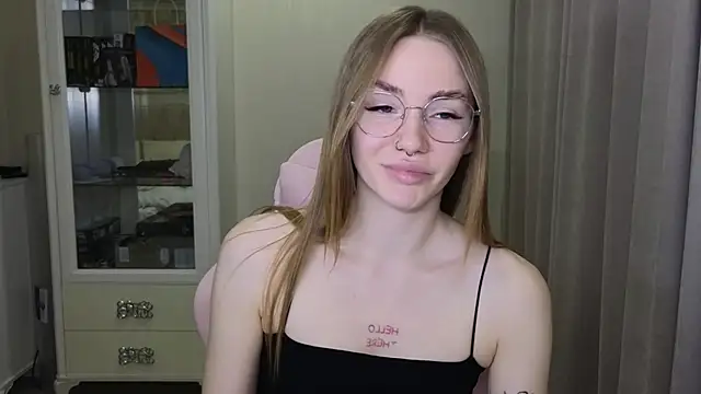 littlevildevil online show from December 2024 11:44:01 AM