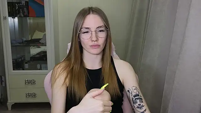 littlevildevil online show from December 2024 02:17:02 PM